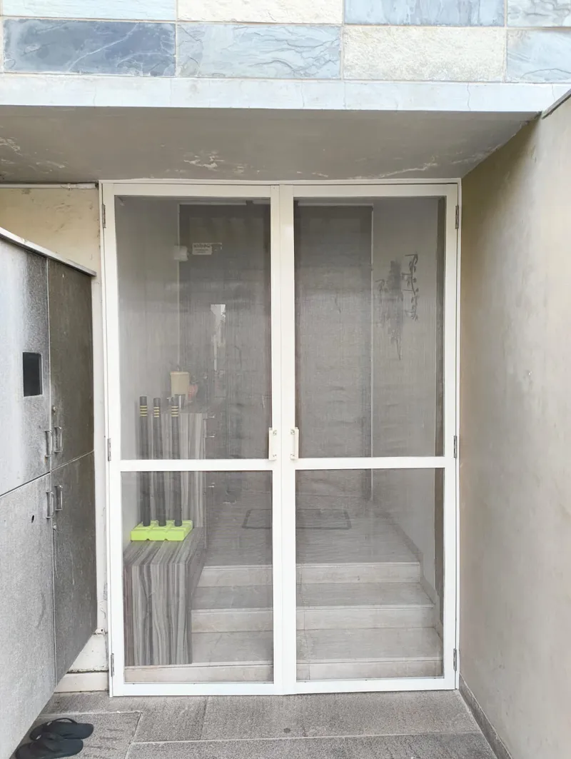 Mosquito Net & Repair